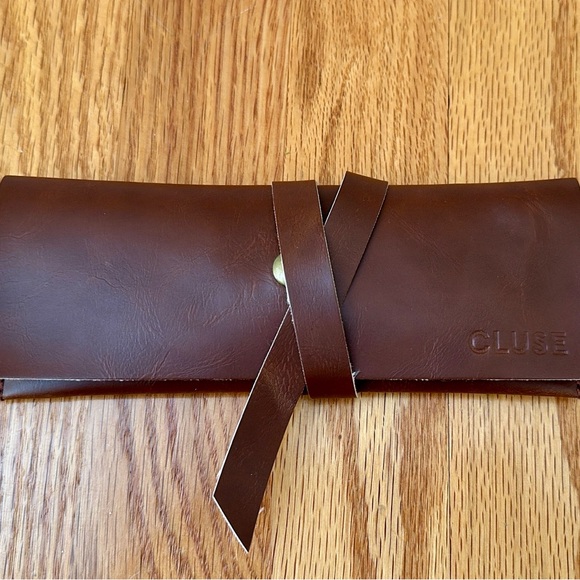 CLUSE NEW Watch Black w/Rose Gold Tone & Leather Straps & Case - Picture 10 of 10